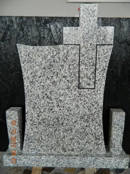 Monument funerar granit Model G-4